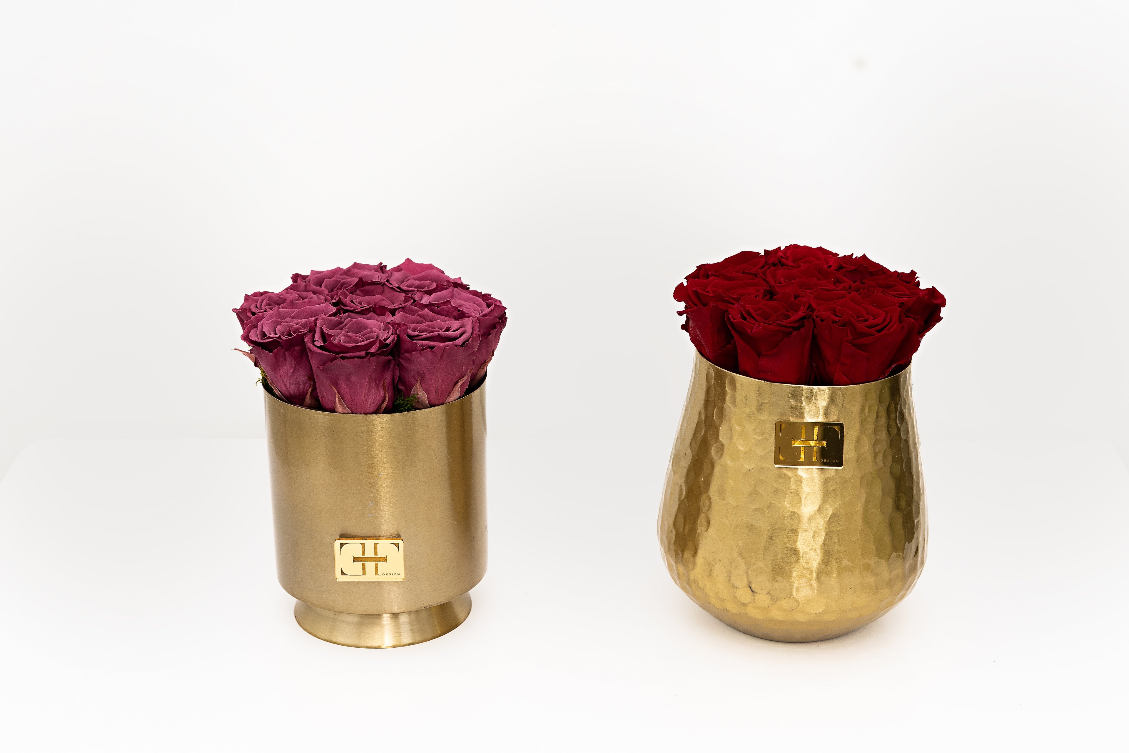 23 - Preserved Rose Modern Gold